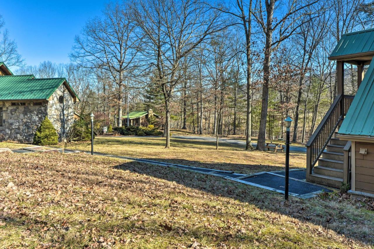 Berkeley Springs Haven With Sleepy Creek Access! Apartment Luaran gambar
