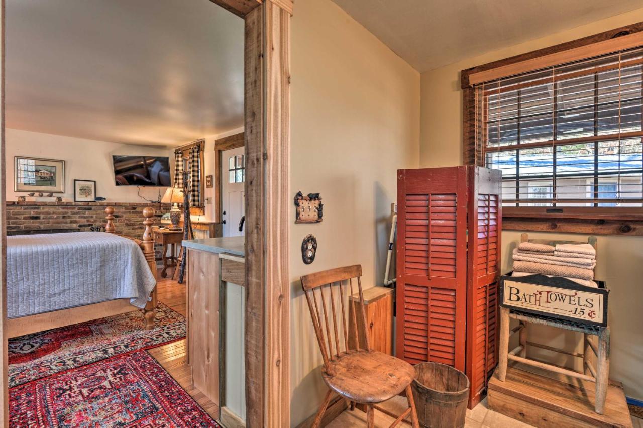 Berkeley Springs Haven With Sleepy Creek Access! Apartment Luaran gambar